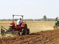 Βράζει ο κάμπος με Τσιάρα και Μαξίμου 